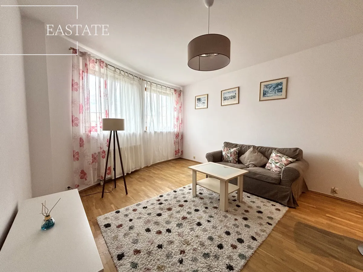 Plac Zawiszy / Komfortowe / Świetnie skomunikowane 
