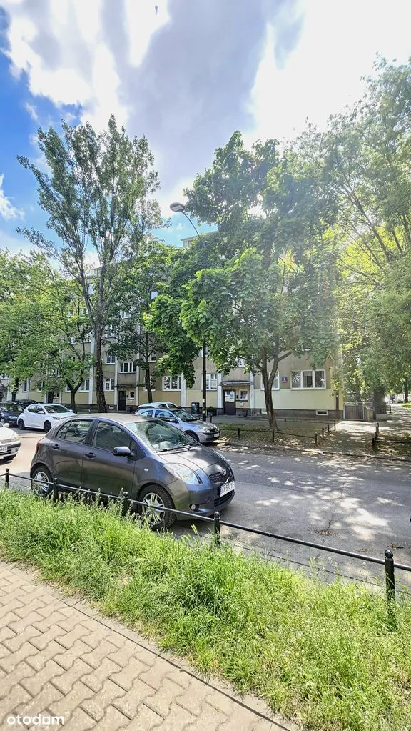 Dwupokojowe mieszkanie z balkonem (I piętro) ul.Magiera na Bielanach