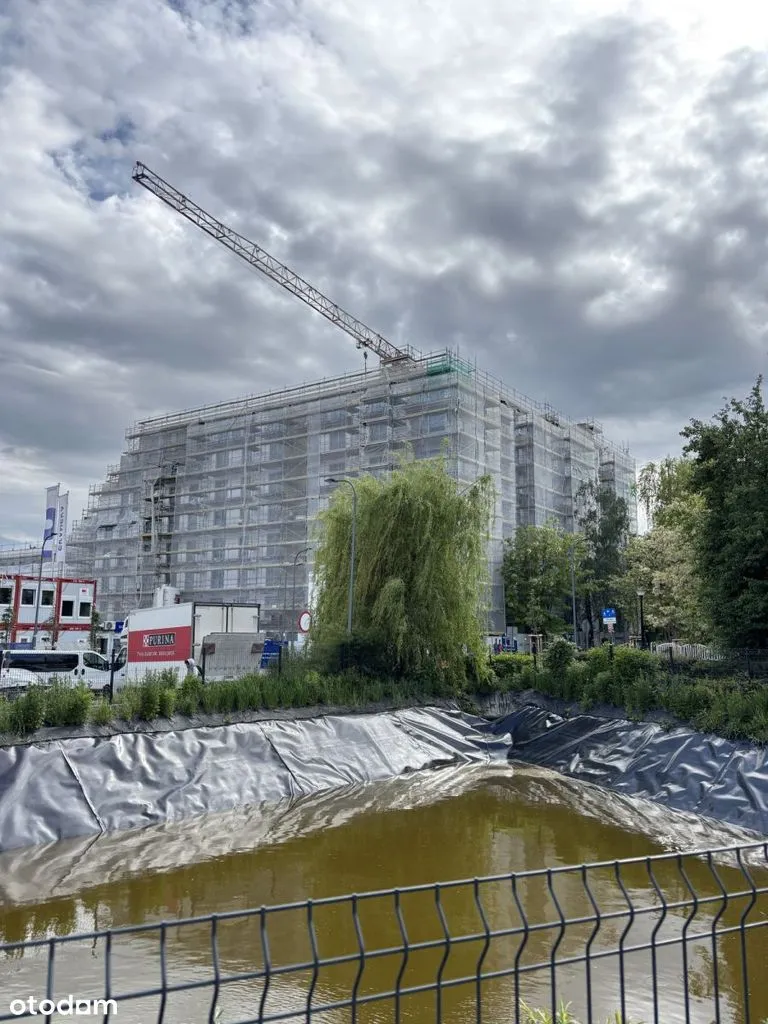 Włochy 75 m²– z tarasem 45 m² czeka na właściciela 
