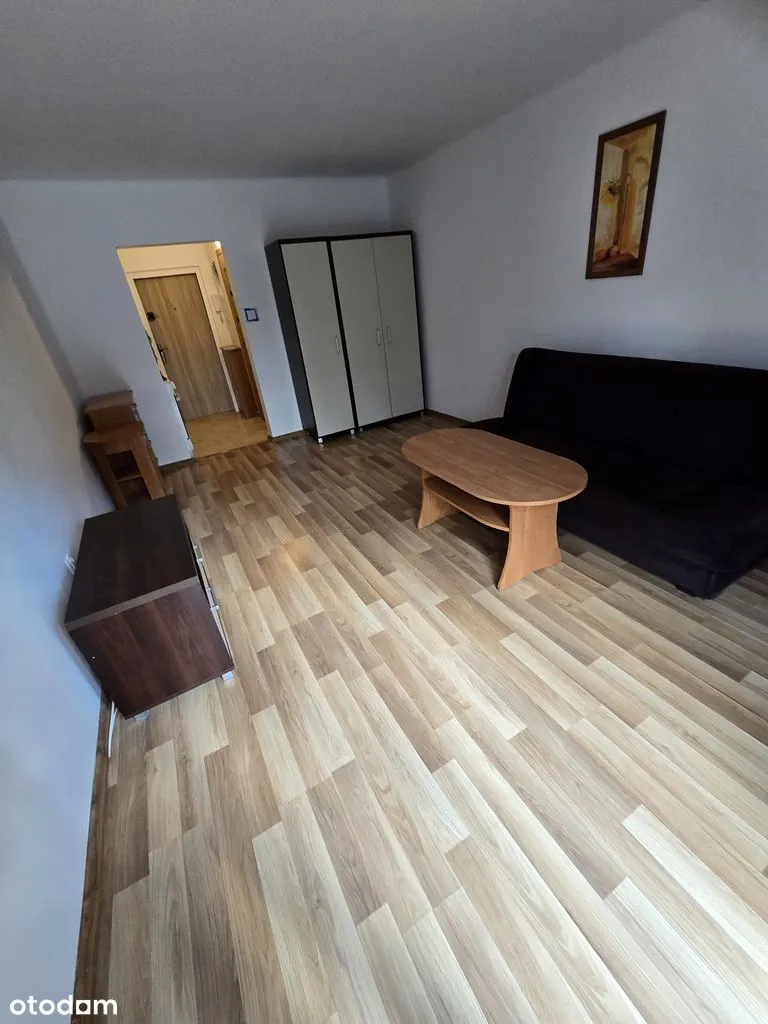 Kawalerka z balkonem na Woli