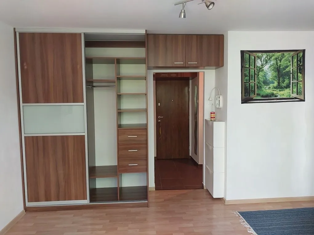 Kawalerka 28m², ul. Międzynarodowa, gotowa do zamieszkania i BEZ PROWIZJI 