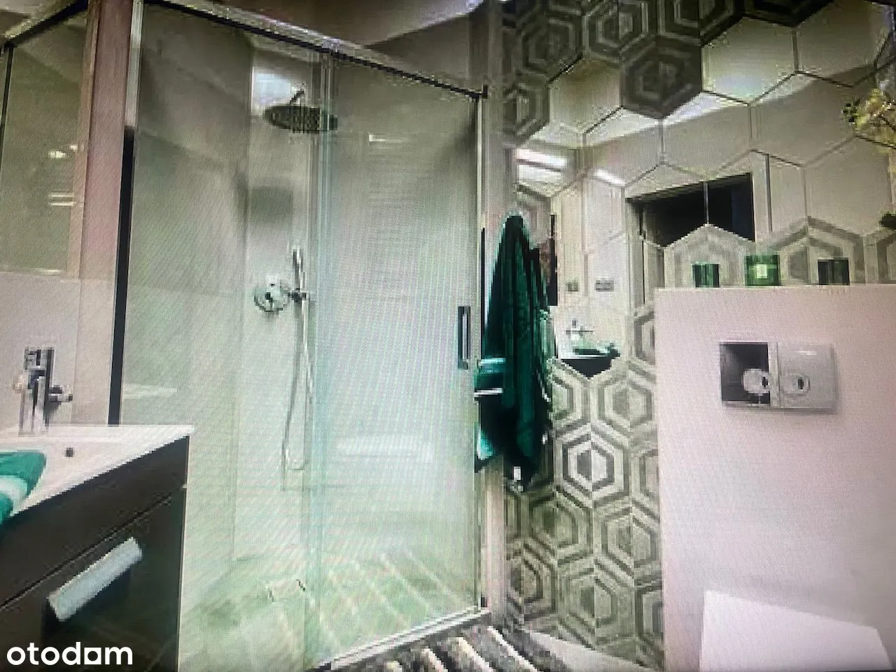 Apartament z dużym tarasem. Garaż. Internet