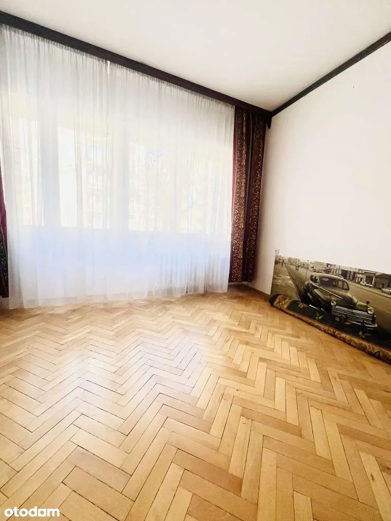 Kawalerka# Idealny rozstaw # osobna kuchnia # WINDA # GARAŻ # Hoża