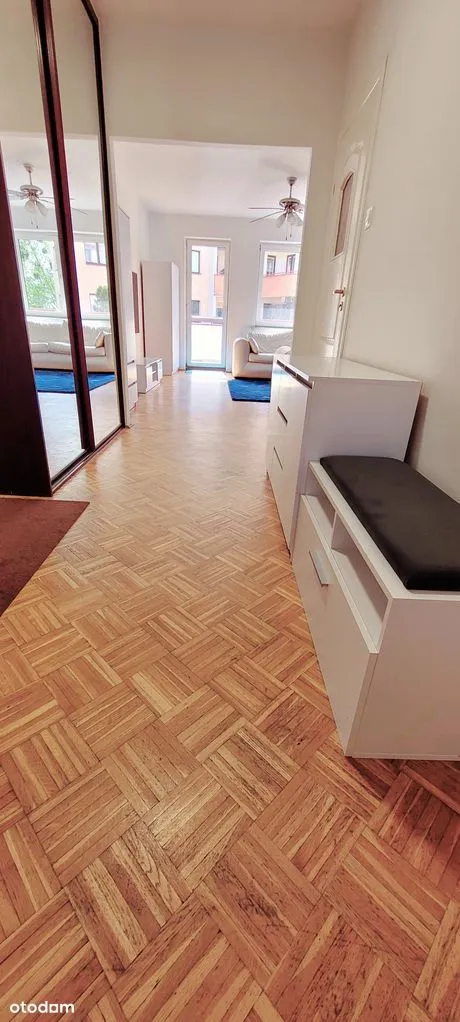 56m2, dużo szaf, garaż podziemny,TV65,zmywarka,lustra,metro wawrzyszew