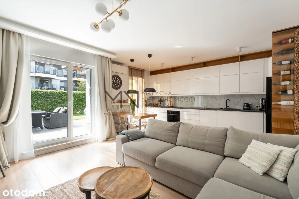 Dwupoziomowy apartament z ogrodem na piętrze
