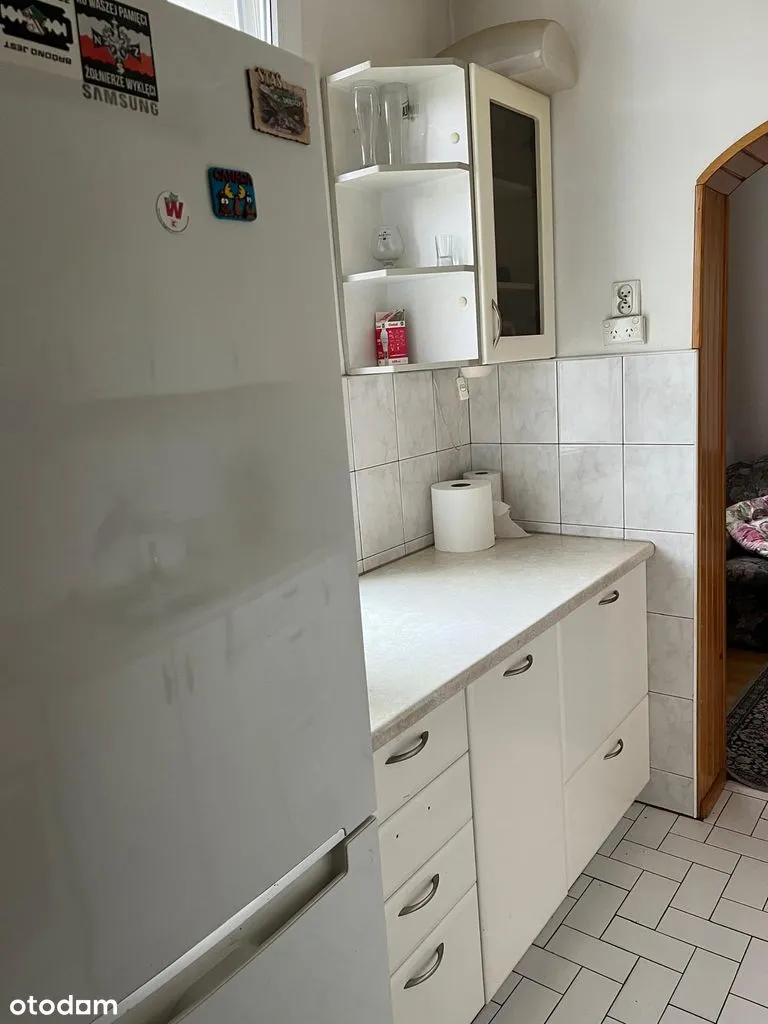 3 Pokoje do zamieszkania, 48m2, blisko lasu, dobra komunikacja.