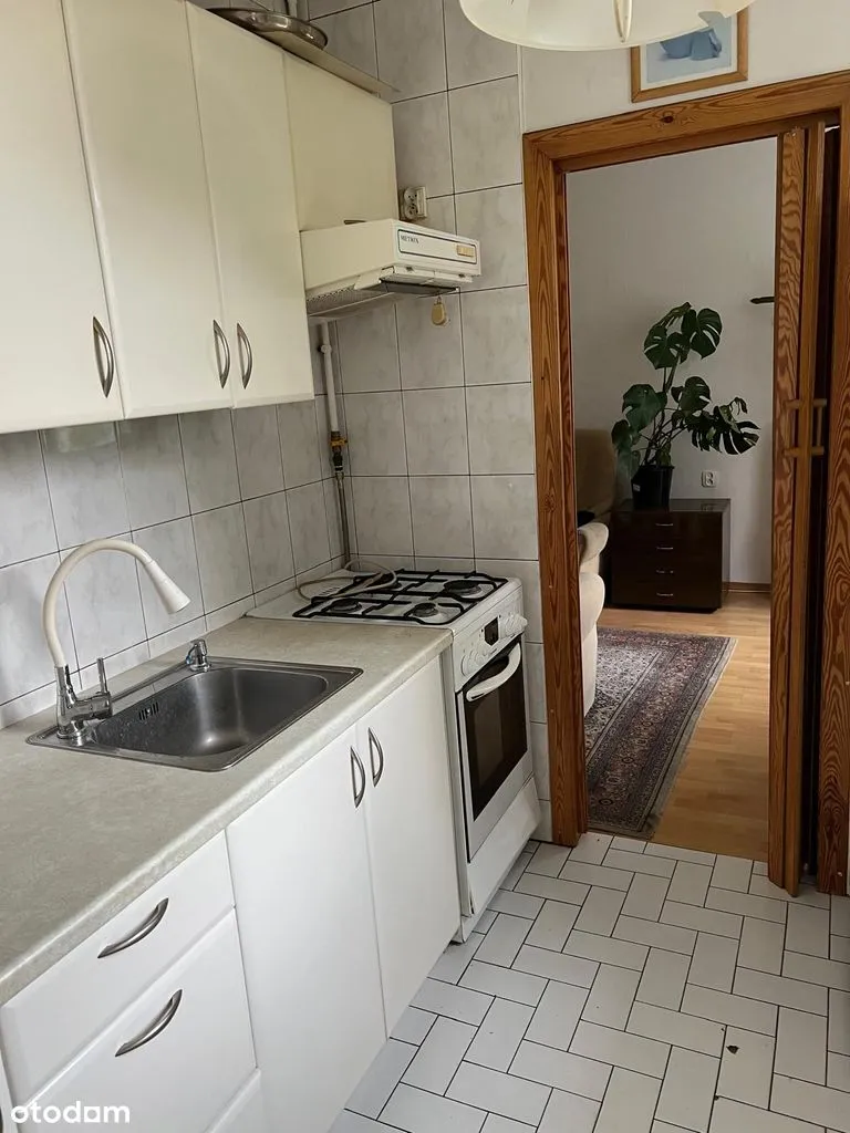 3 Pokoje do zamieszkania, 48m2, blisko lasu, dobra komunikacja.