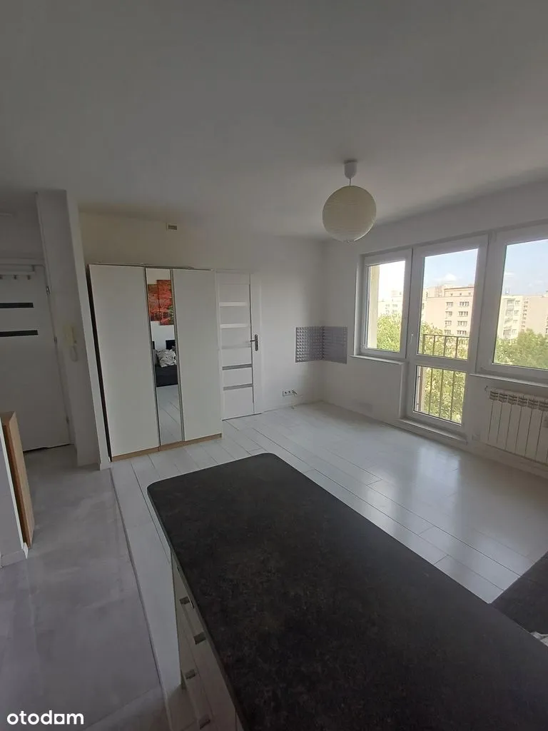 31m 2 pokoje - oddzielna sypiania