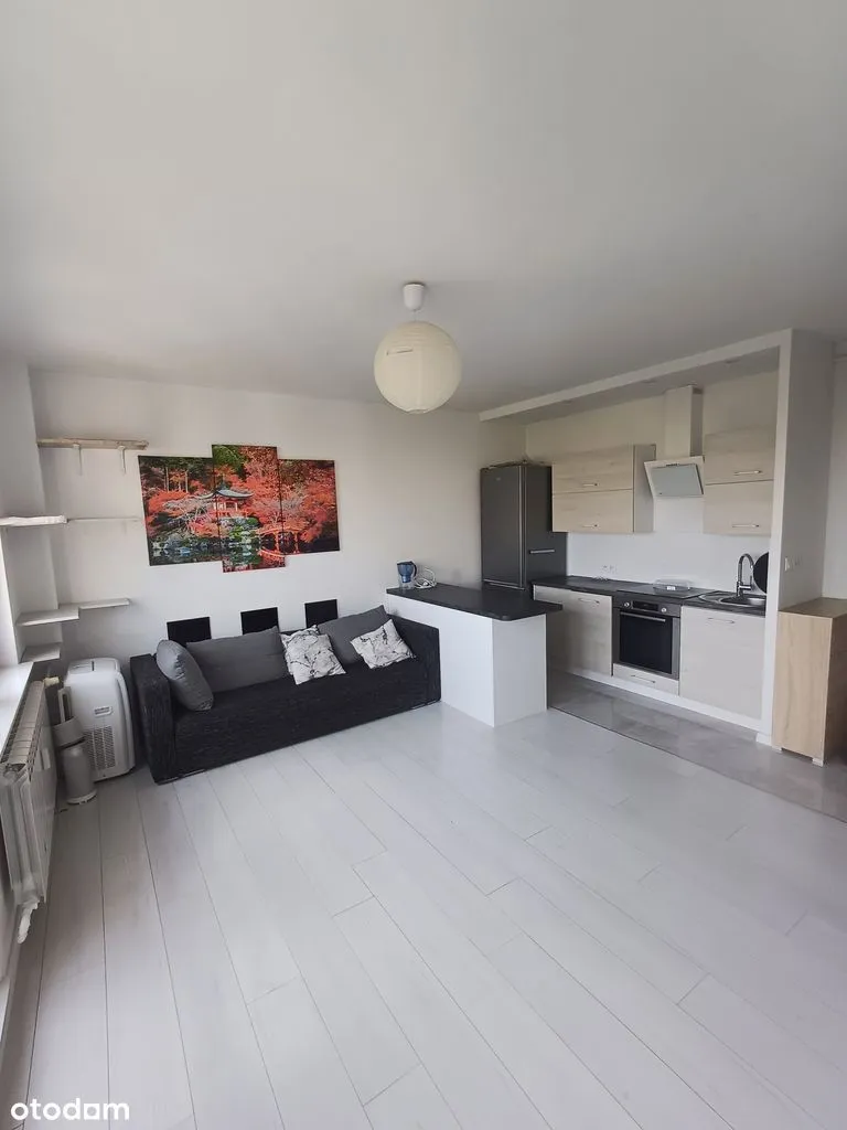 31m 2 pokoje - oddzielna sypiania
