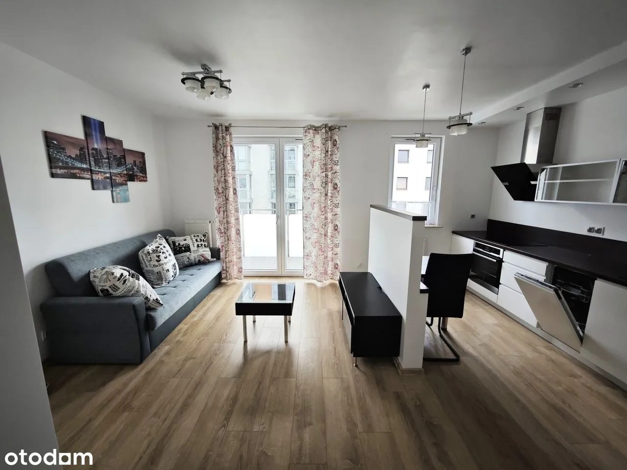 2-pok. mieszkanie 39 m² z balkonem i windą – świetna komunikacja