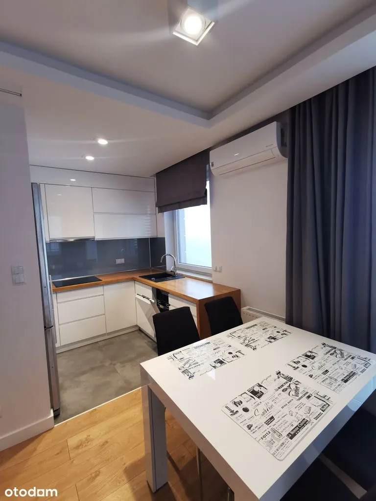 Bezpośrednio, 2 pokoje + duży balkon, Metro Chrzanów, klimatyzacja.
