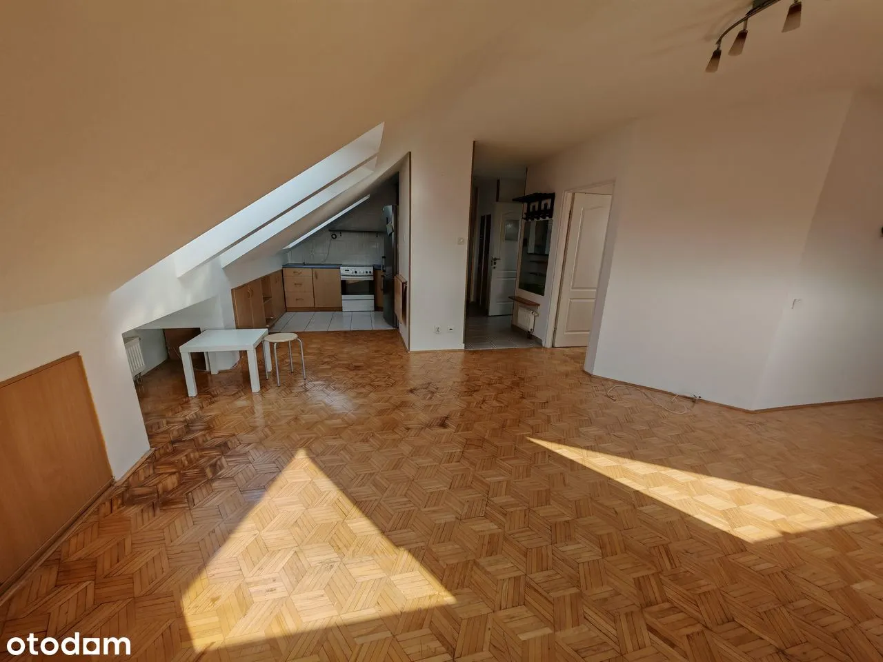 Mieszkanie 2-pokojowe z potencjałem, 42,2 m² – Gocławek, ul. Rożnowska