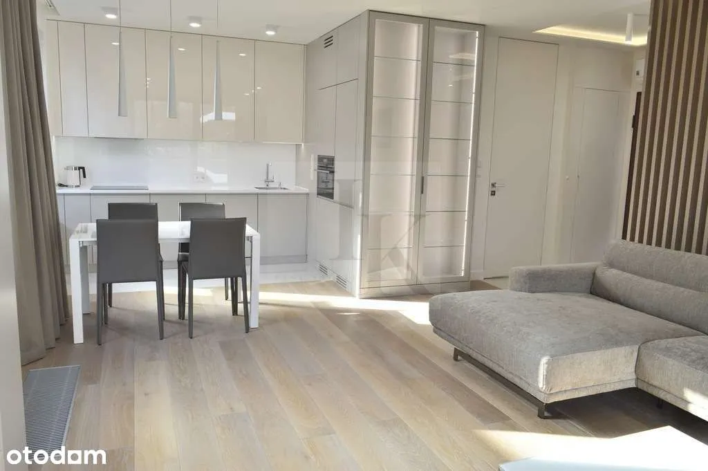 Przestronny apartament na Szczęśliwicach