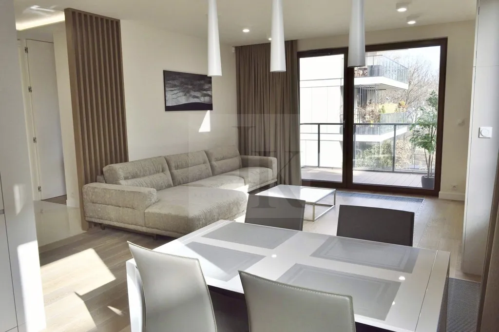 Przestronny apartament na Szczęśliwicach