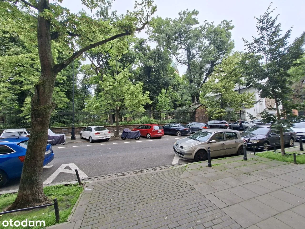 3 pokoje 62m w Kamienicy Ścisłe Centrum na Wspólnej