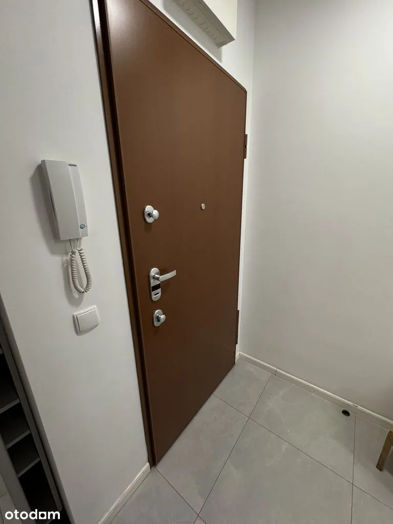 3-pokojowe mieszkanie z dwoma ogródkami na Woli