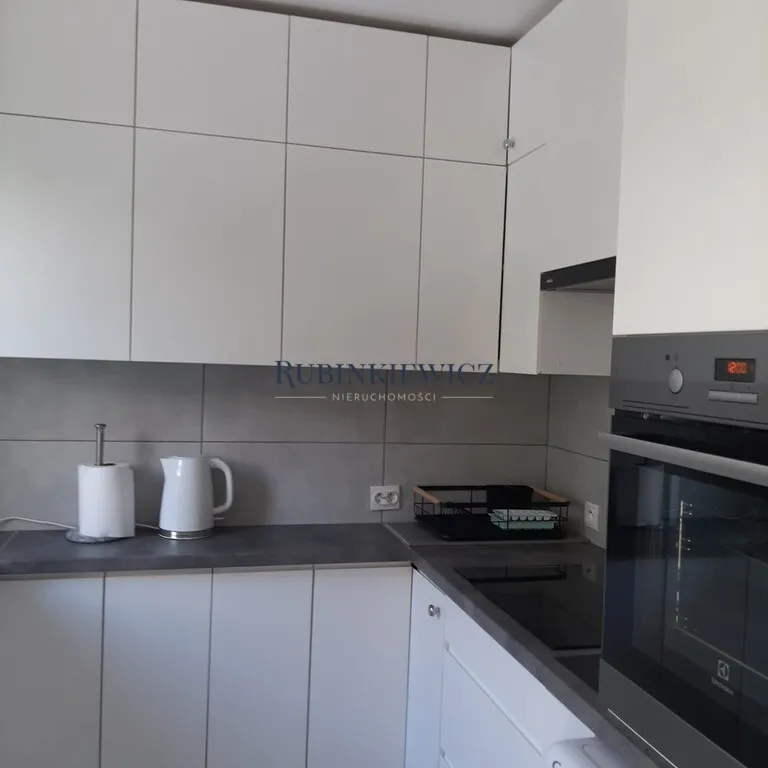Żeromskiego 47m2/4500zł, 3pok,2/4, metro Słodowiec 