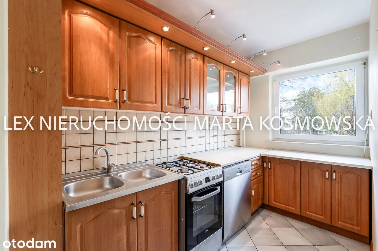 Bródno ul.Łojewska, 3 pok.47 m pietro 1, piwnica
