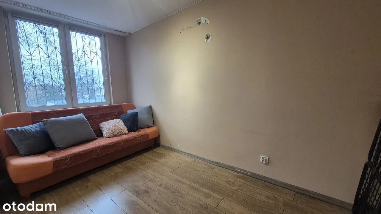 Dwa oddzielne pokoje, Blisko metro, balkon, parking