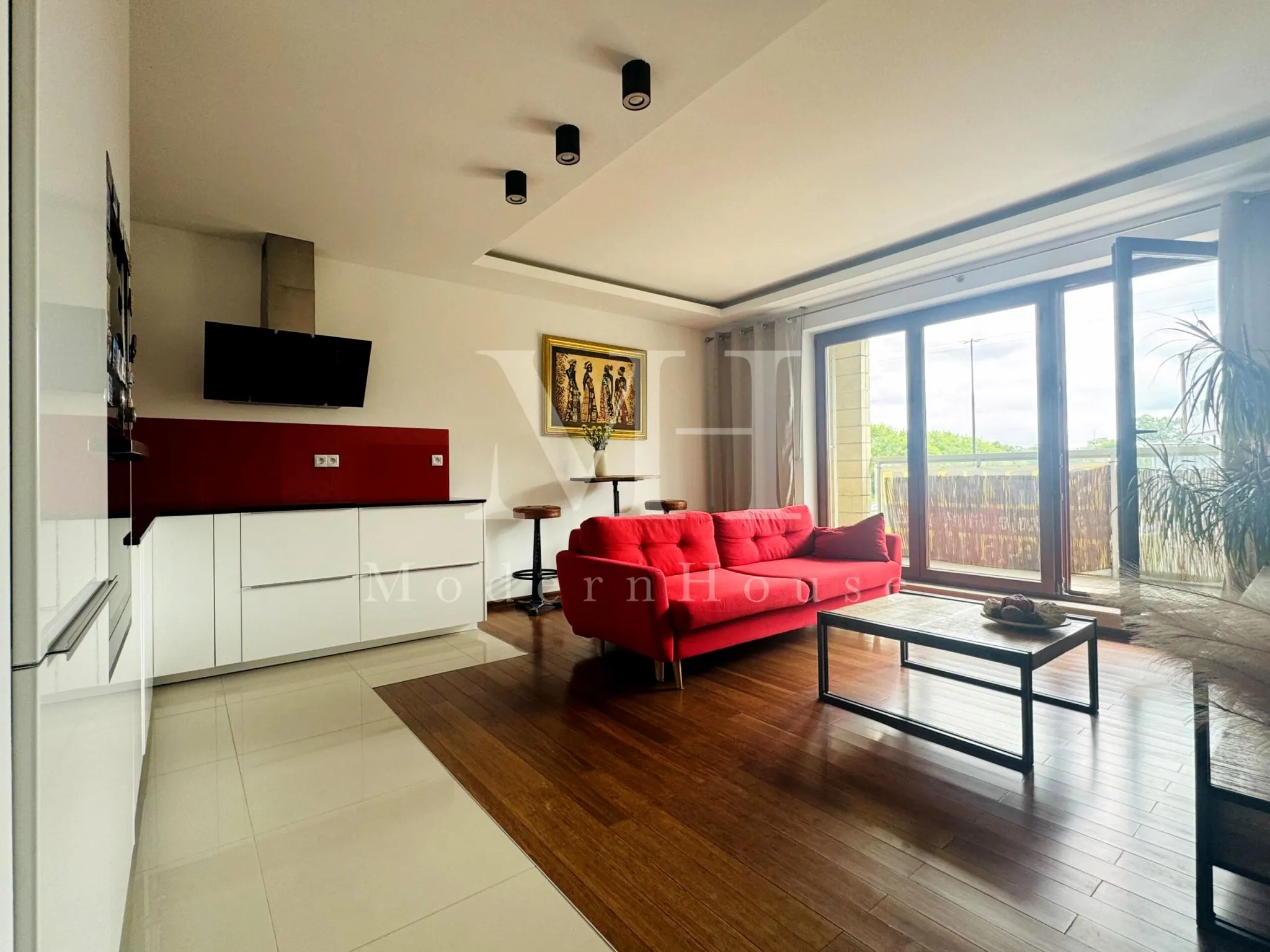 Apartament, Aleja Wyścigowa