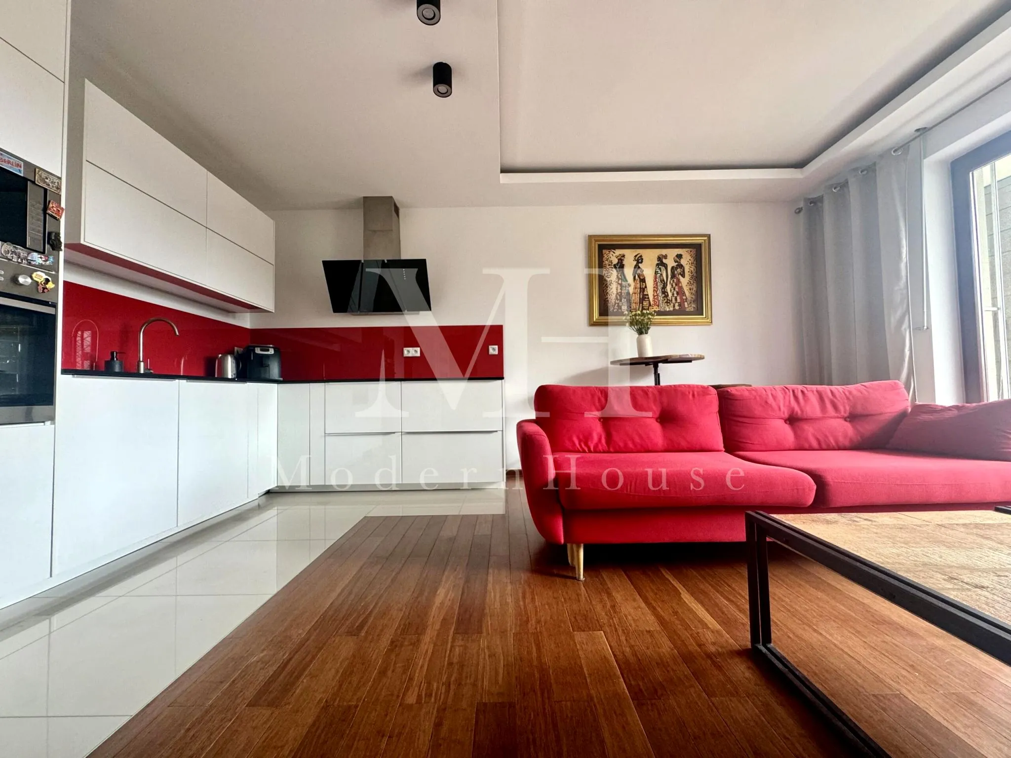 Apartament, Aleja Wyścigowa
