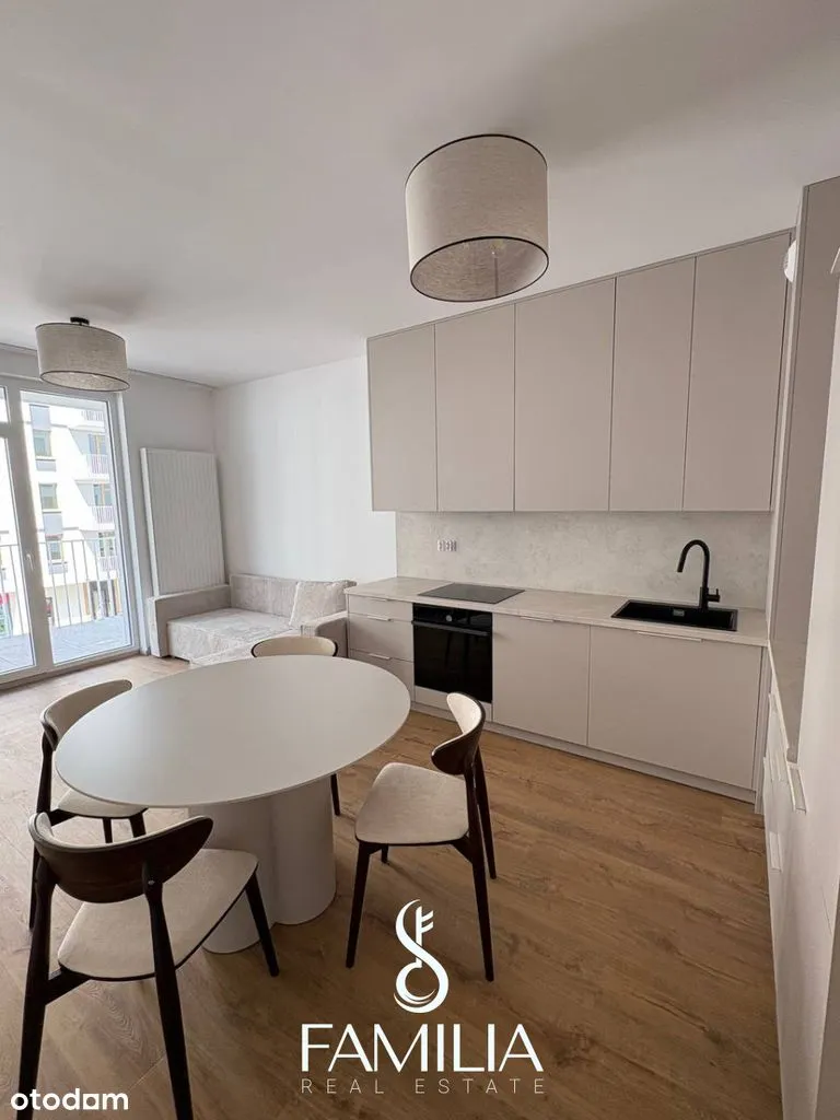 Nowoczesny Apartament | 4 pokoje, Parking,  Balkon