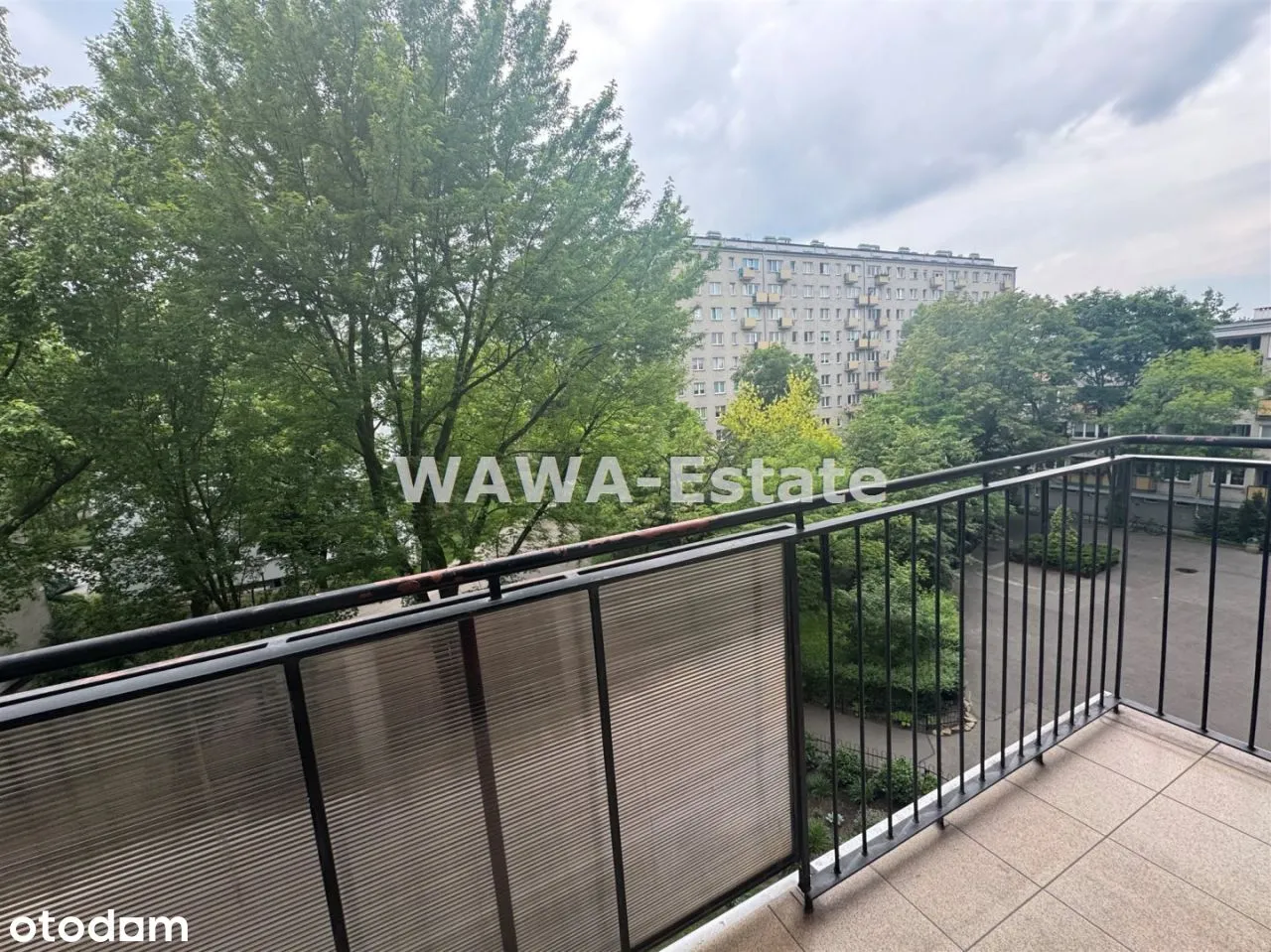 Bielany. Kawalerka. Po gen. remoncie. Balkon.