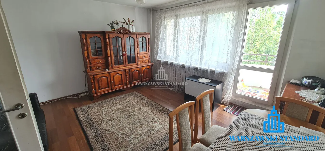 Wygodne trzy pokoje z balkonem na zielonym osiedlu - Aleja Wilanowska 