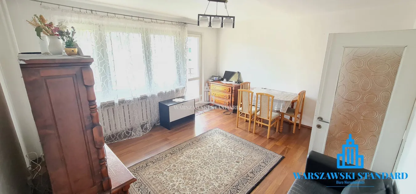 Wygodne trzy pokoje z balkonem na zielonym osiedlu - Aleja Wilanowska 