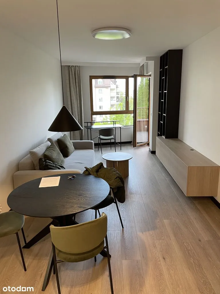 „Rytm” Kabaty / 2 pokoje / wysoki standard / parking / balkon
