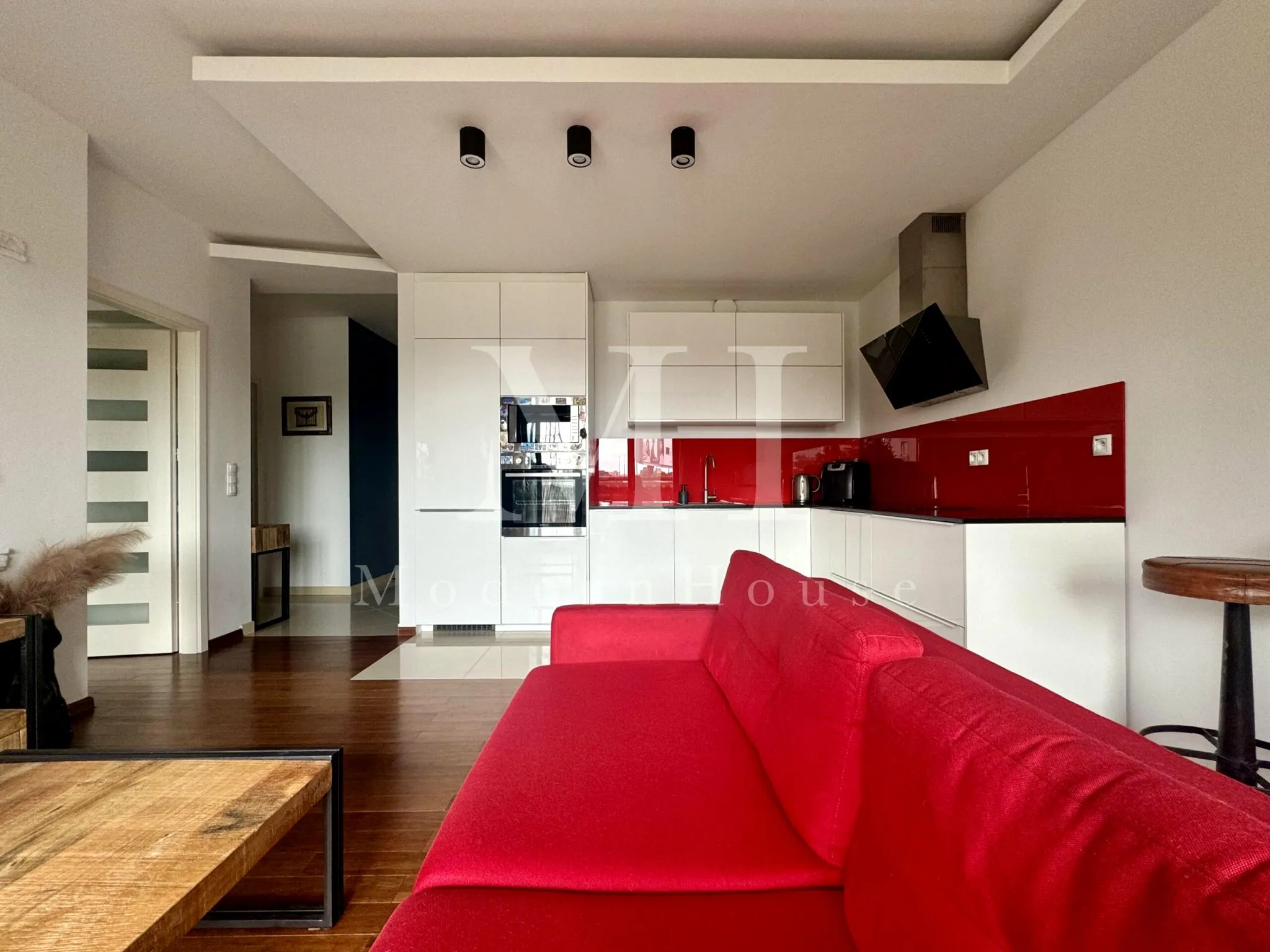 Apartament, Aleja Wyścigowa