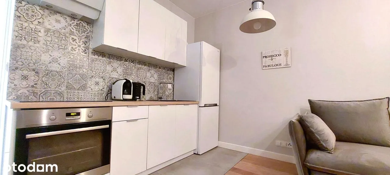 Apartament z ogródkiem/ metro Daszyńskiego