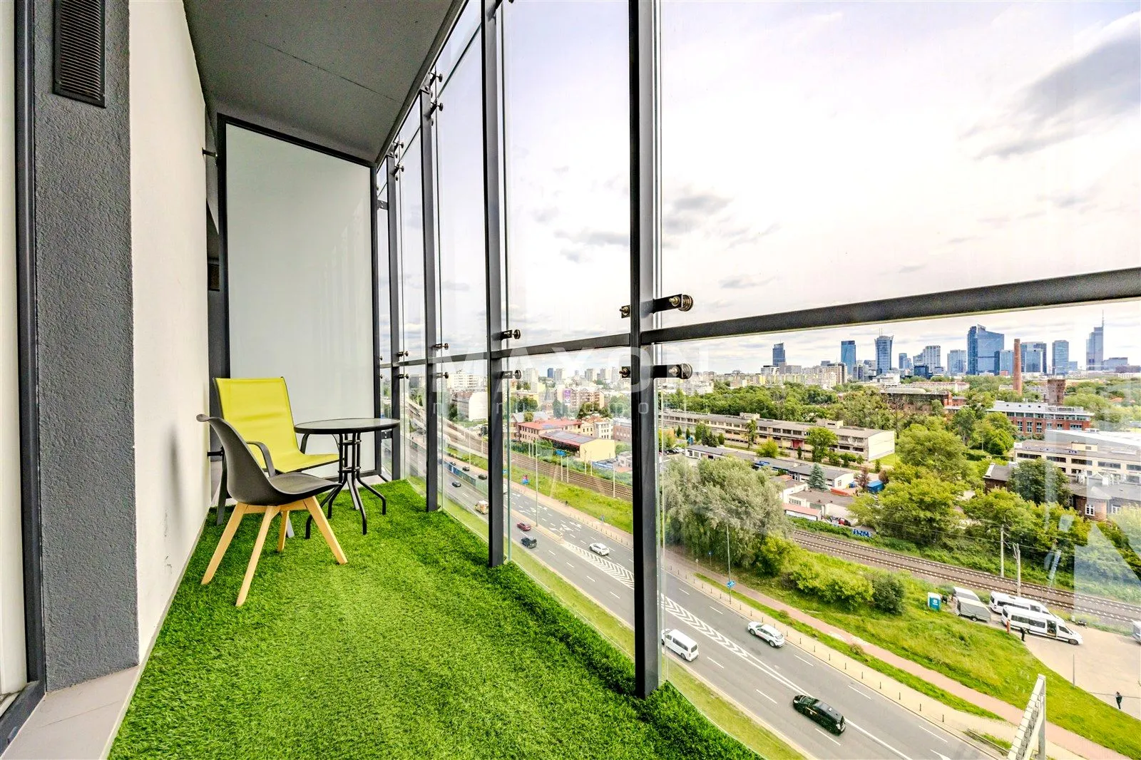 Apartament, Aleja Prymasa Tysiąclecia
