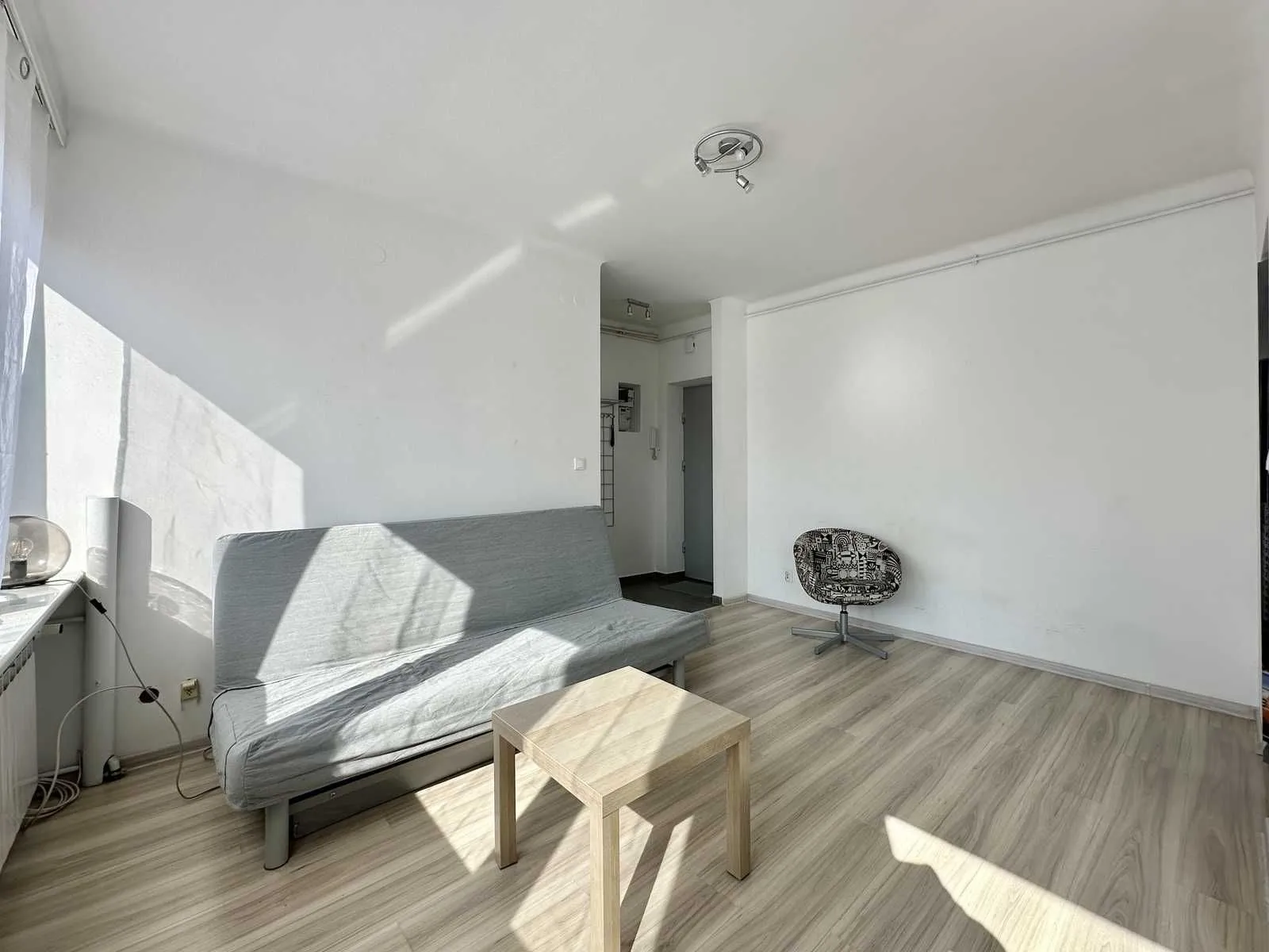 24 m2 | do zamieszkania | 300 m od stacji metra