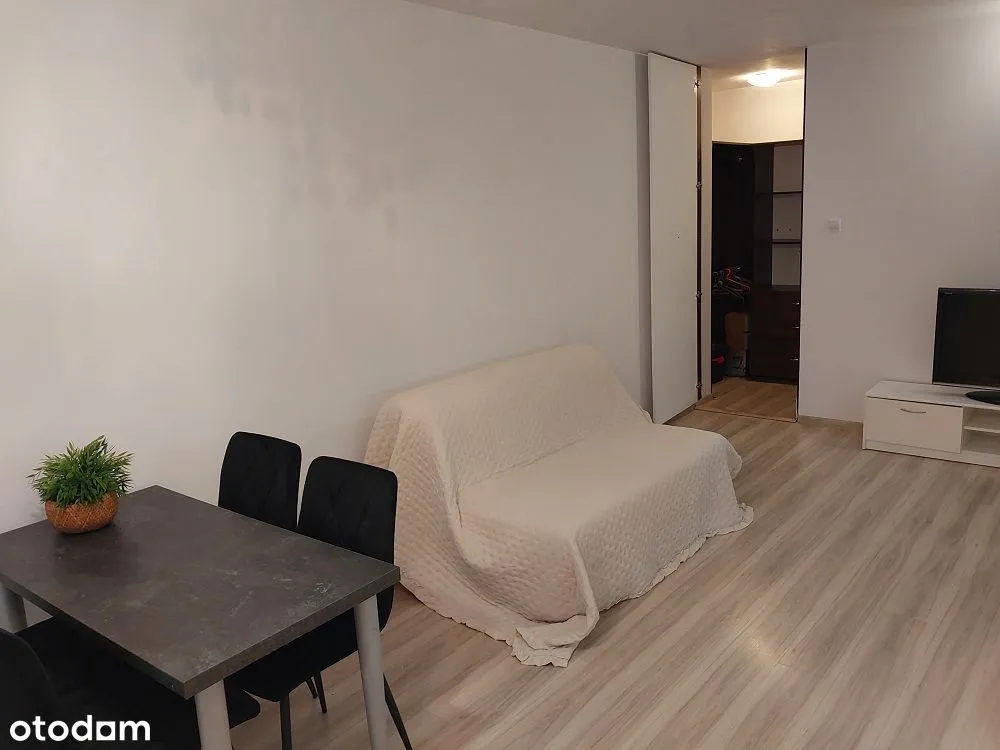 Wynajmę ul. Pasłęcka 10D, 2 pokoje - 38m2, garderoba, KLIMATYZACJA