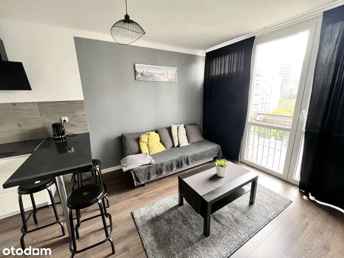 Wygodny apartament w centrum | METRO ONZ | PARKING