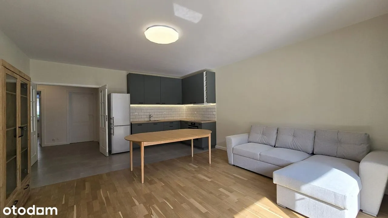 Kabaty! Taras  22m², 3 pokoje, metro