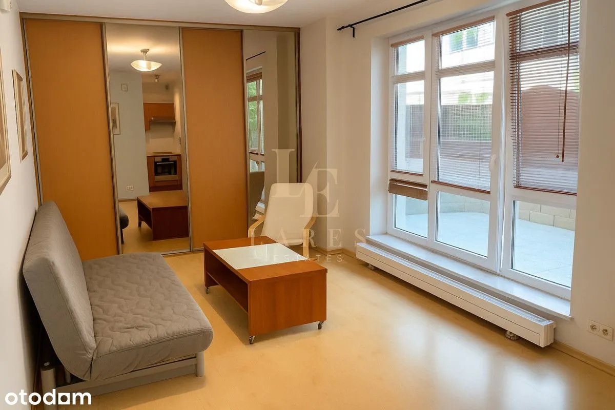 Kawalerka| Saska Kępa | Taras | Apartamentowiec