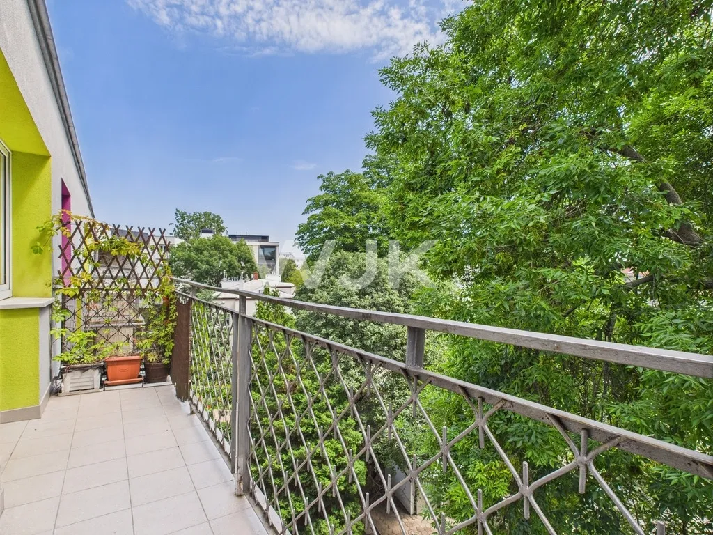 71.46m2, 3 pokoje, balkon, do remontu, Saska Kępa
