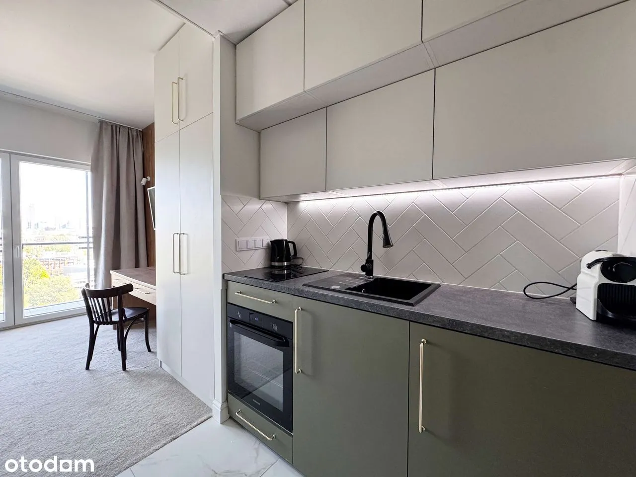 20,9m² Bliska Wola Tower | 11 piętro | Panorama centrum | VAT 23%