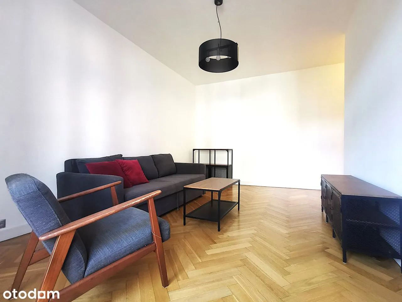 **Klimatyczne Bielany**metro***duża kuchnia, balkon, garderoba