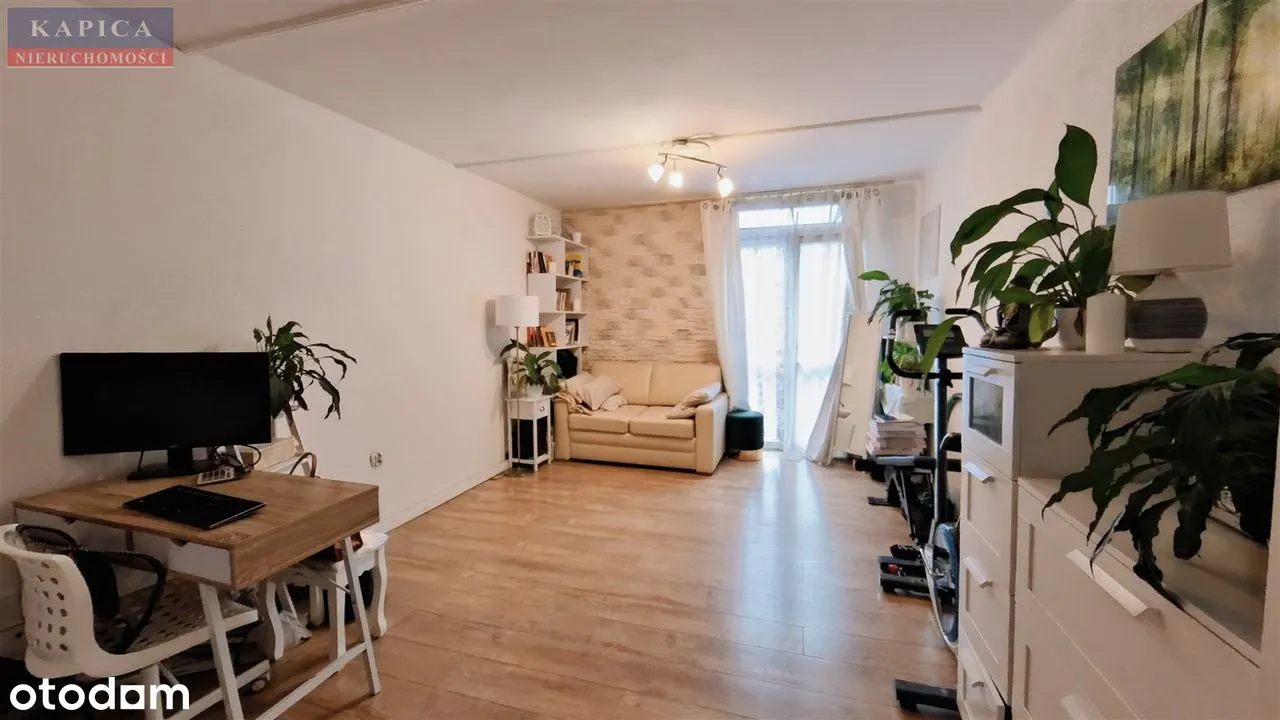 Funkcjonalna kawalerka w zielonej okolicy!