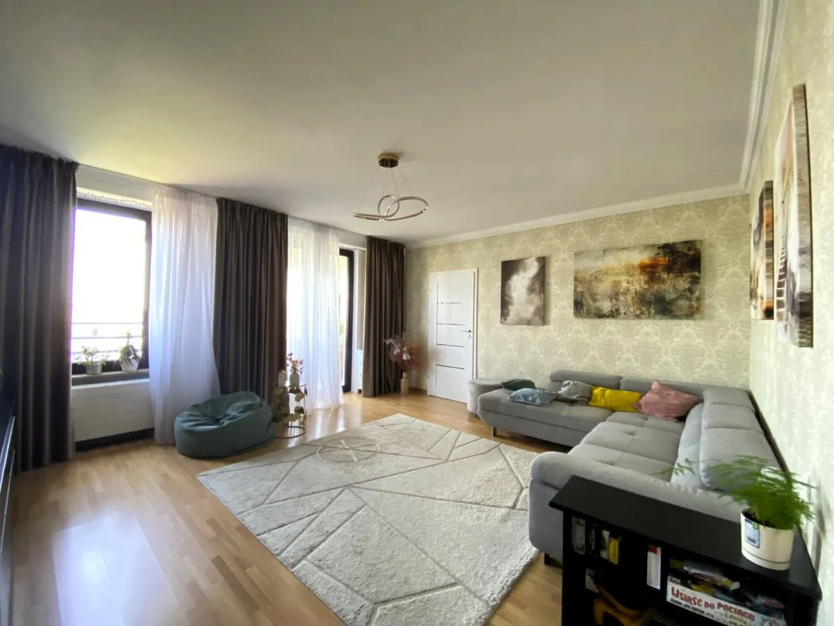 Apartament, Aleja Jana Pawła II
