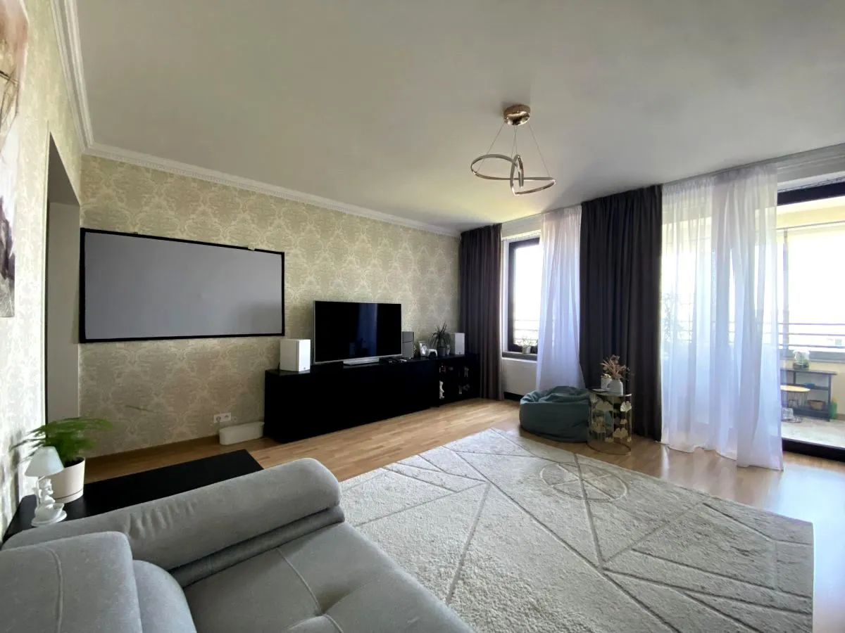 Apartament, Aleja Jana Pawła II