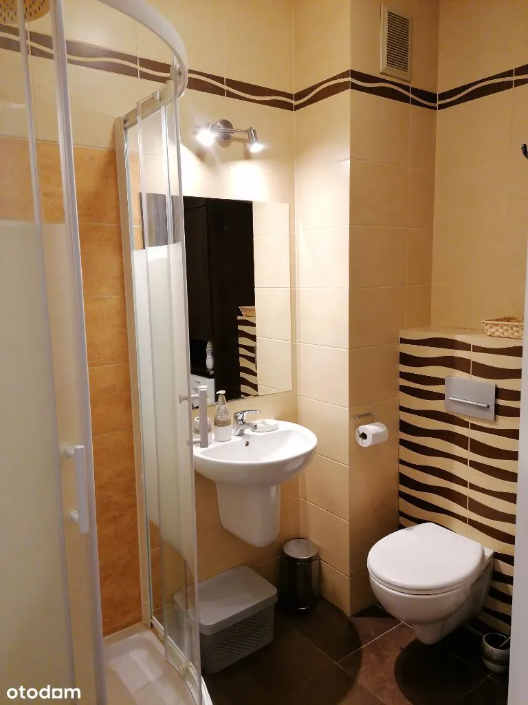 Klimatyzowany apartament z widokiem na las