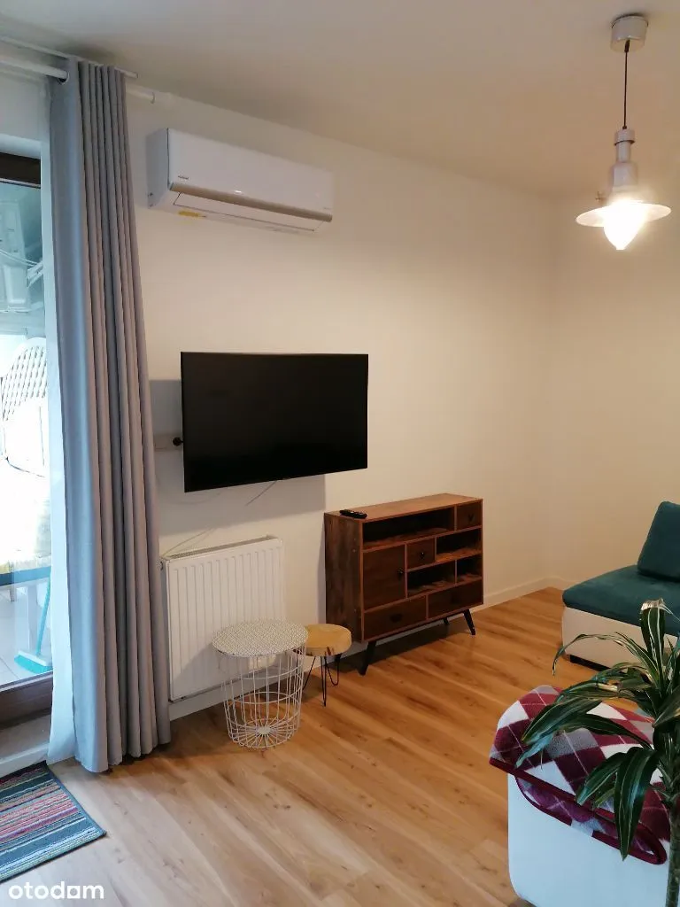 Klimatyzowany apartament z widokiem na las