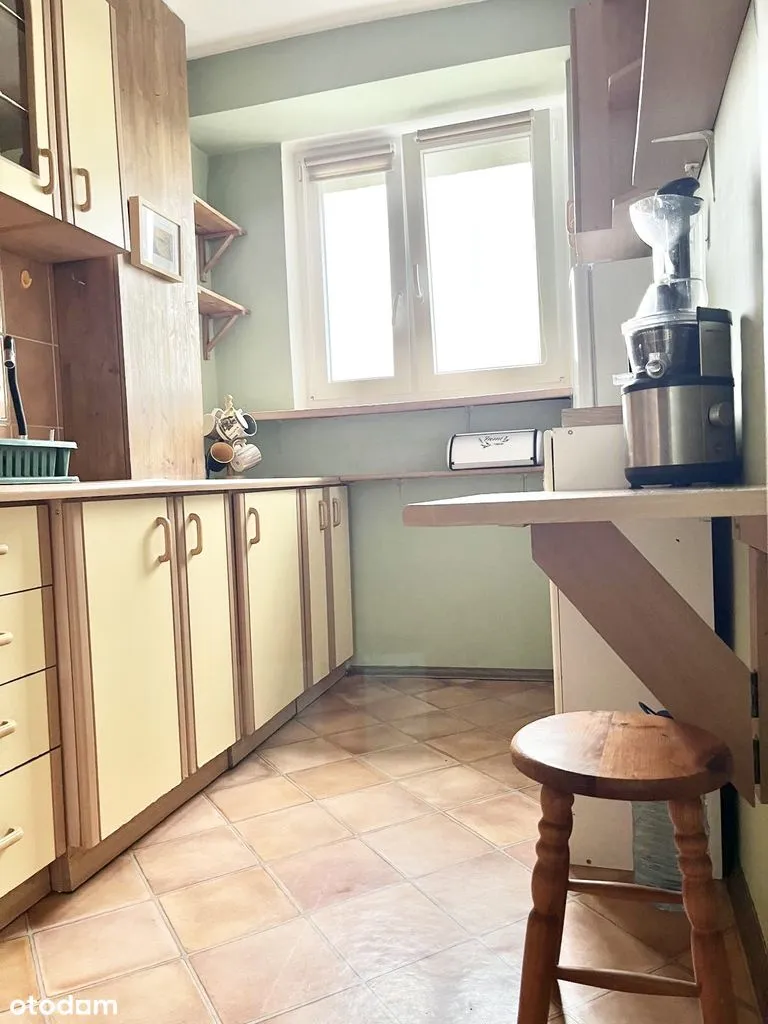 Mieszkanie z klimatem i fajnym widokiem –  jezioro + oszklony balkon