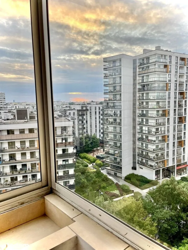 Mieszkanie z klimatem i fajnym widokiem –  jezioro + oszklony balkon