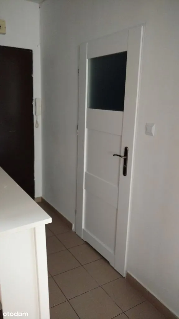 2 pokoje, 40m2, ul. Książkowa, zabudowany balkon